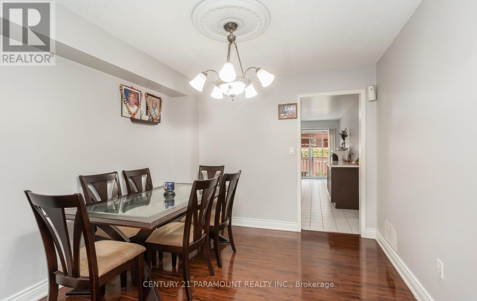 106 WILDBERRY CRESCENT - 10