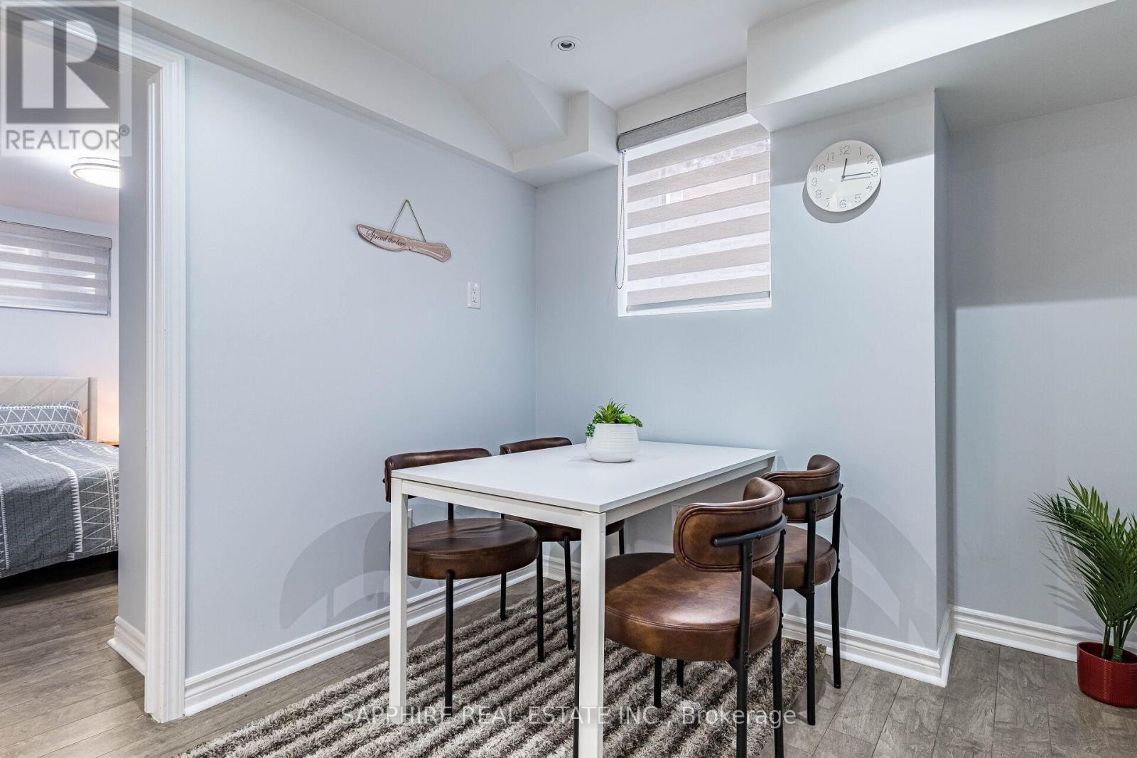 325 TRUDEAU DRIVE E - 38