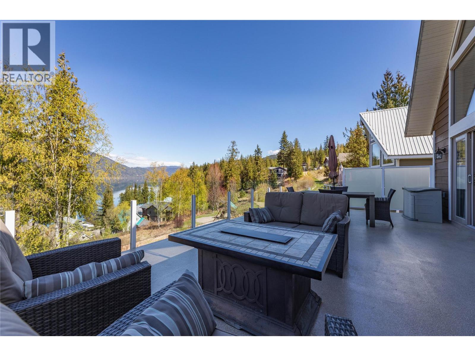 #73 6421 Eagle Bay Road - 21