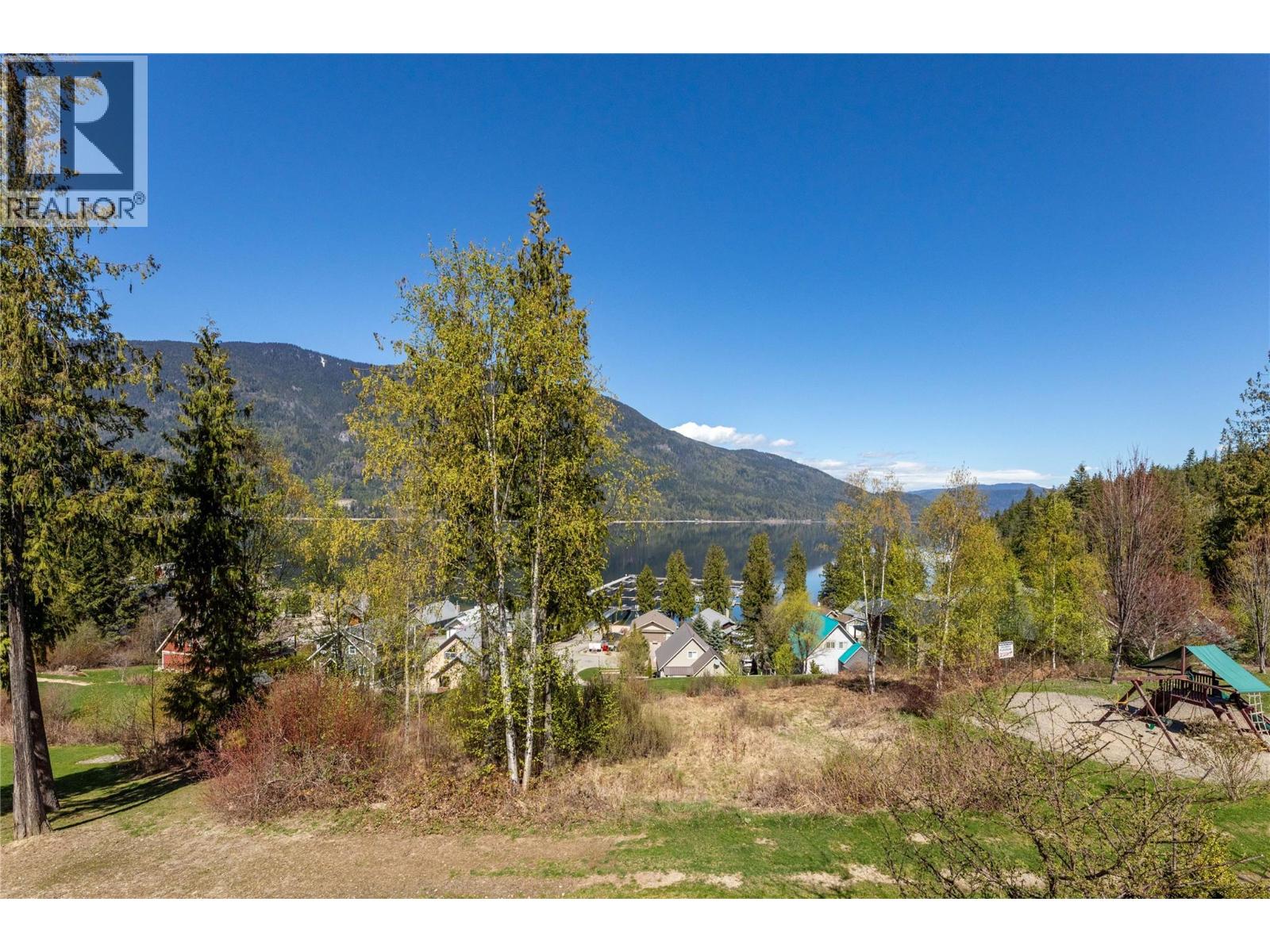 #73 6421 Eagle Bay Road - 24