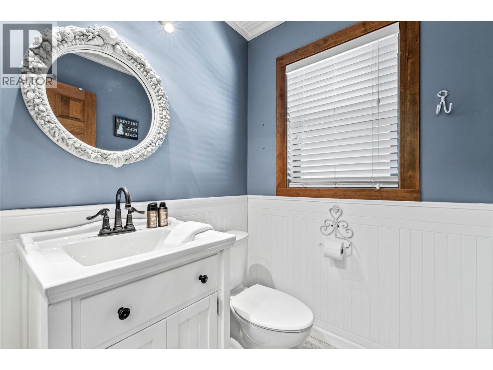 #73 6421 Eagle Bay Road - 25