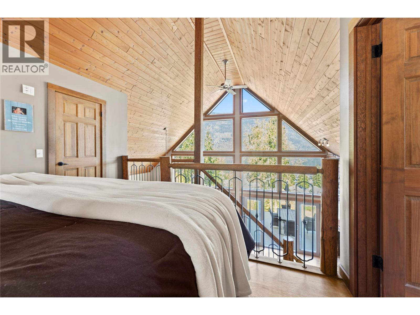 #73 6421 Eagle Bay Road - 29