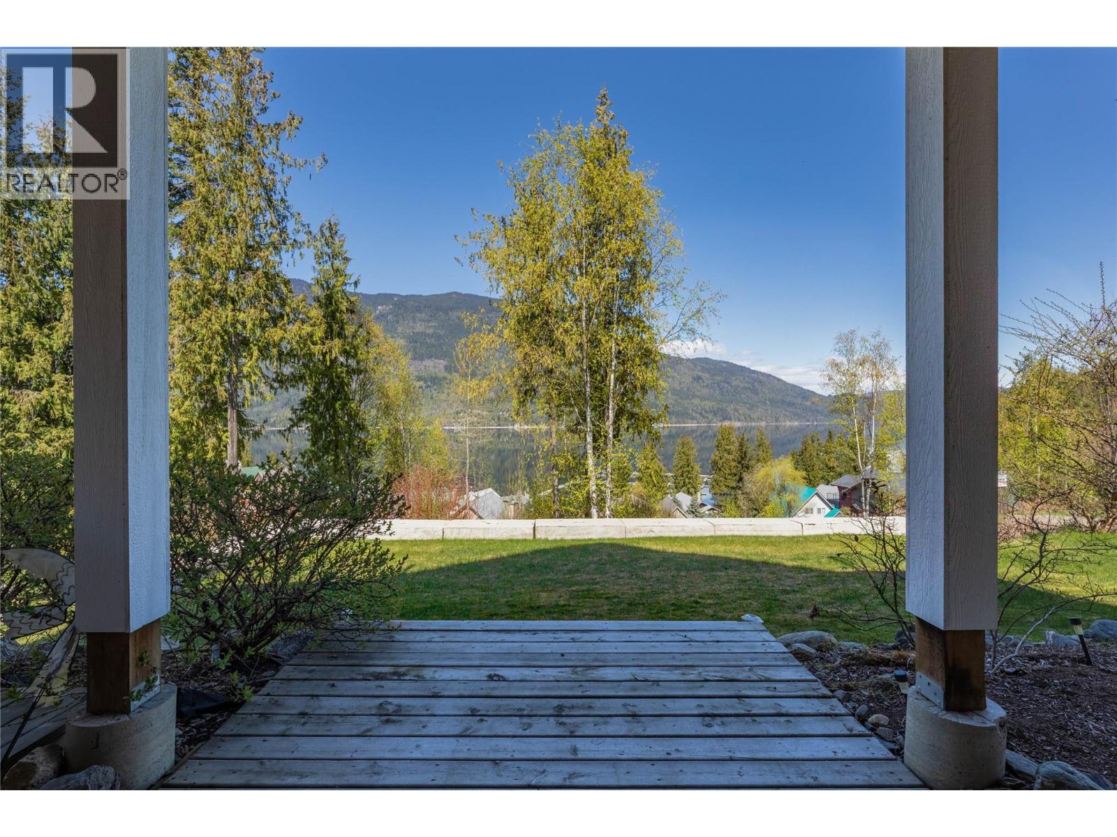 #73 6421 Eagle Bay Road - 39