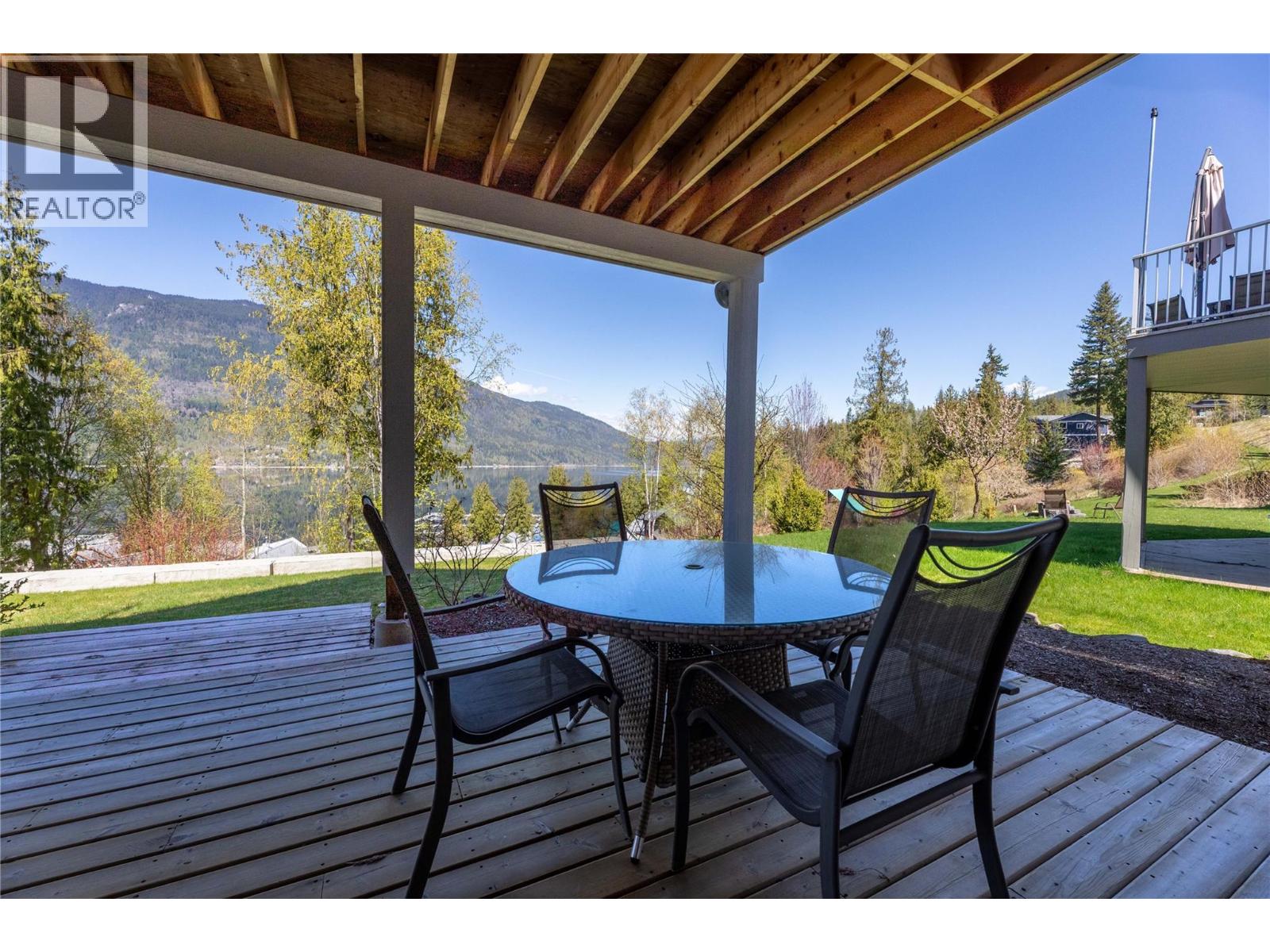 #73 6421 Eagle Bay Road - 41