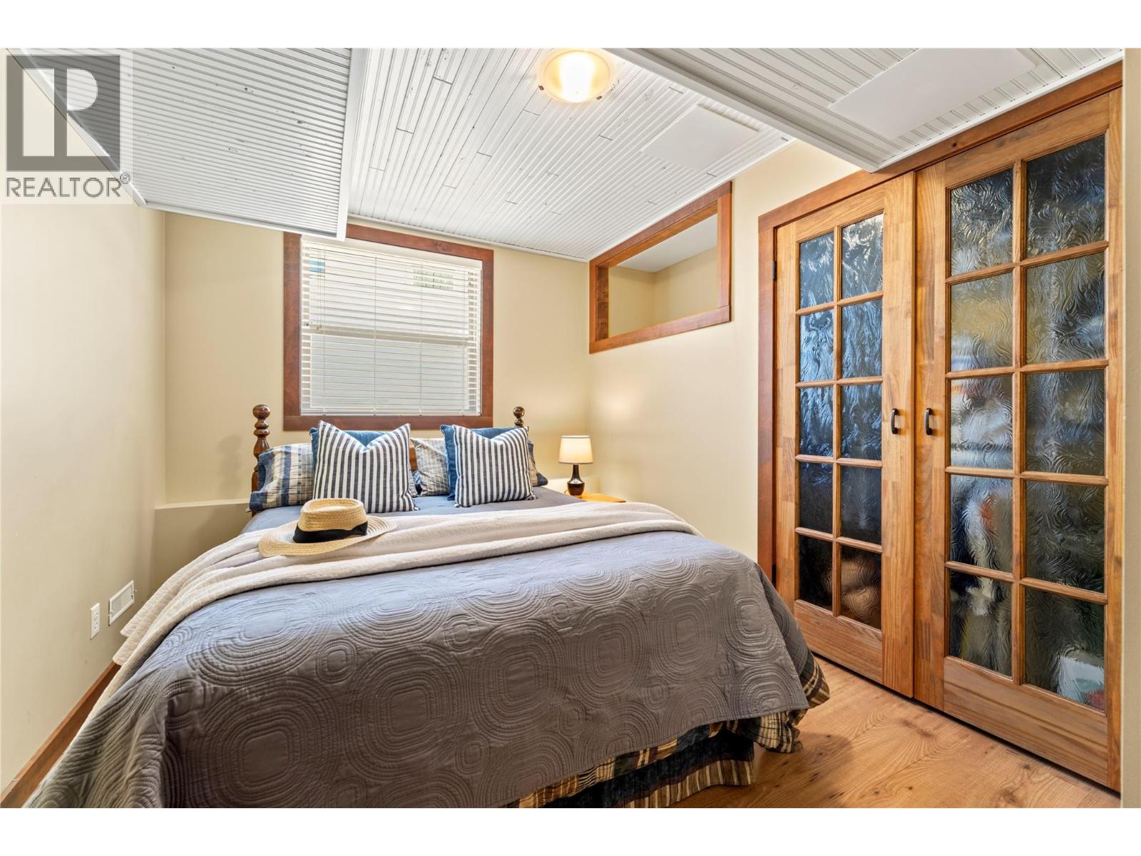 #73 6421 Eagle Bay Road - 43