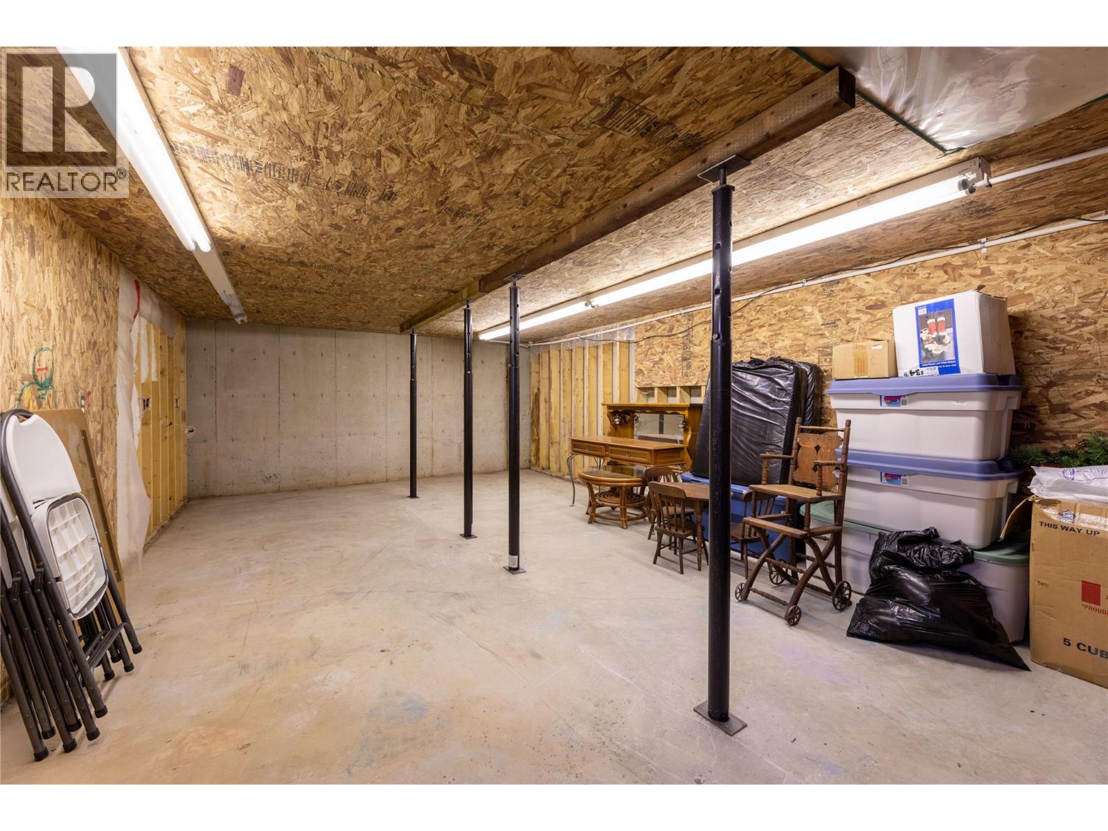 #73 6421 Eagle Bay Road - 56