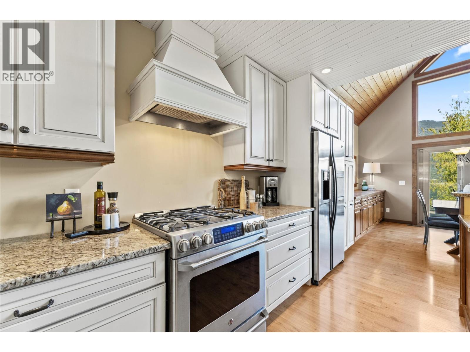 #73 6421 Eagle Bay Road - 8