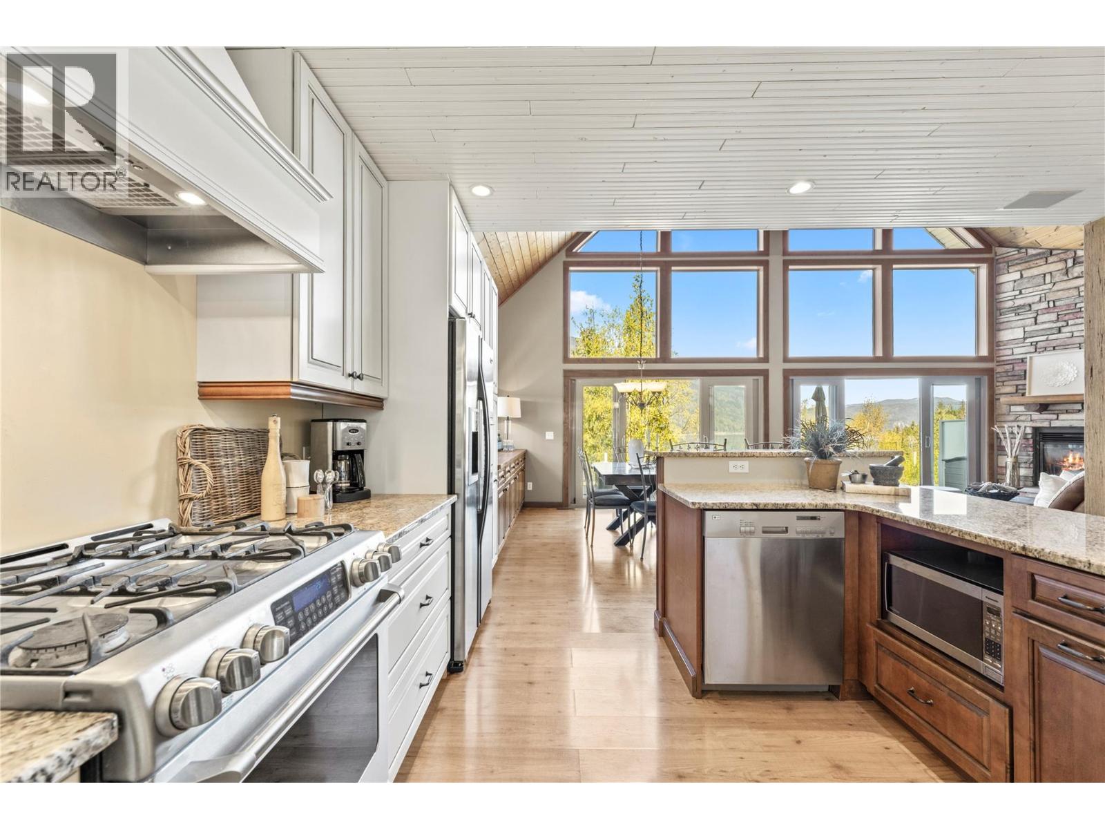 #73 6421 Eagle Bay Road - 9