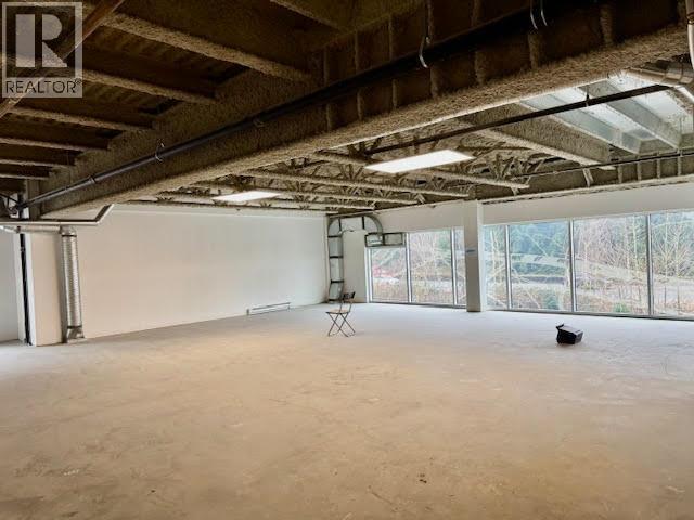 114 4899 VANGUARD ROAD — photo 12