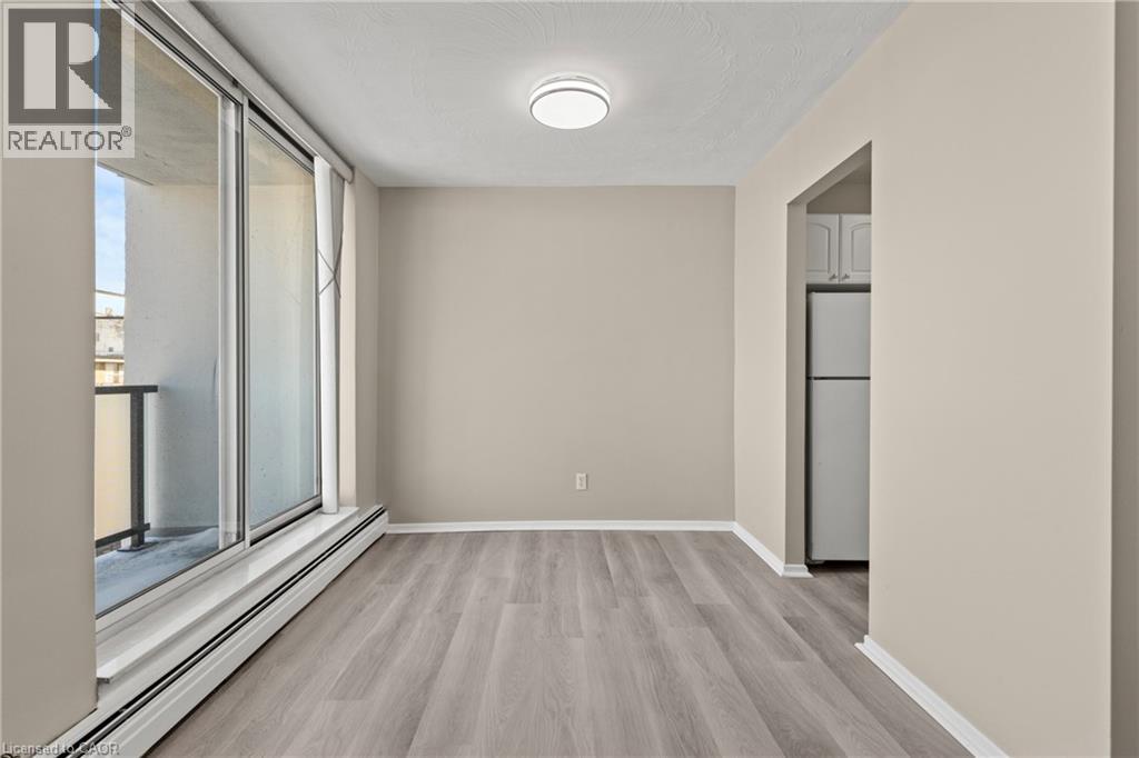 359 GENEVA Street Unit# 1004, St. Catharines, Ontario, L2N2G5 — Photo 11