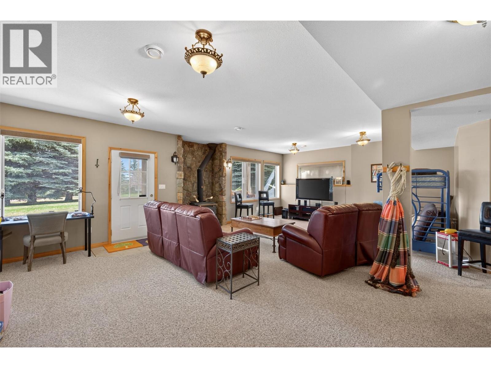 4484 Spruce Bay - 41