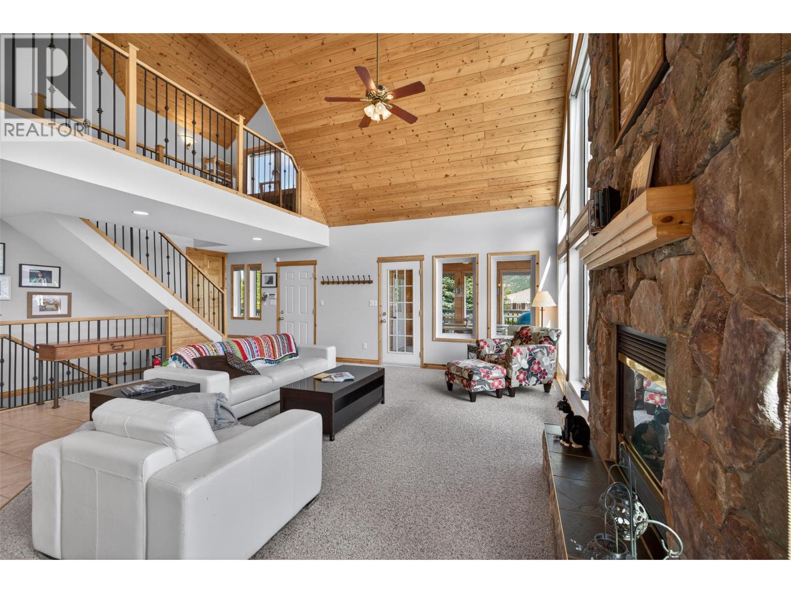 4484 Spruce Bay - 17