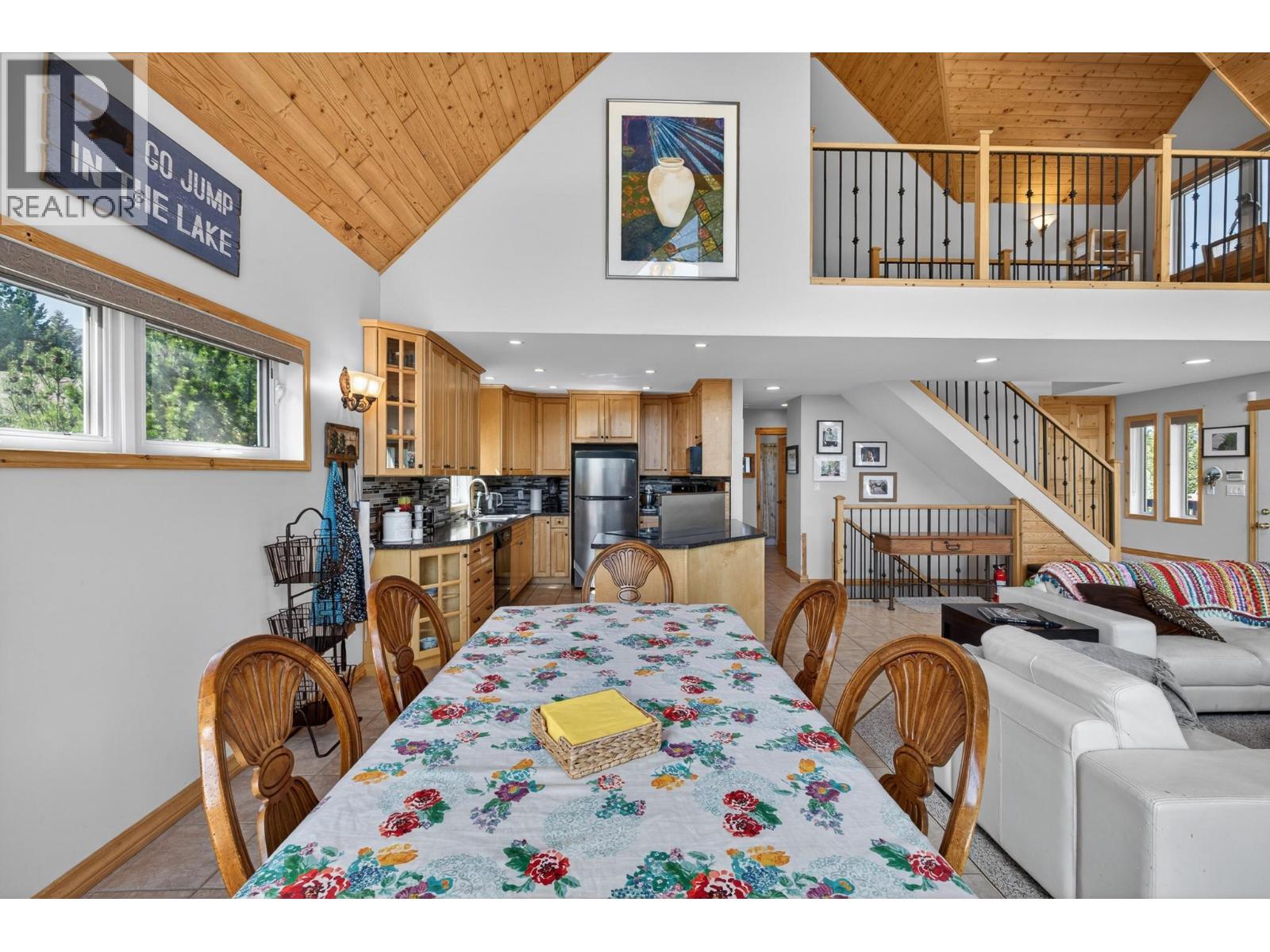 4484 Spruce Bay - 16