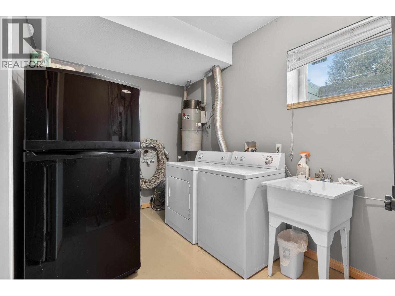 4484 Spruce Bay - 47