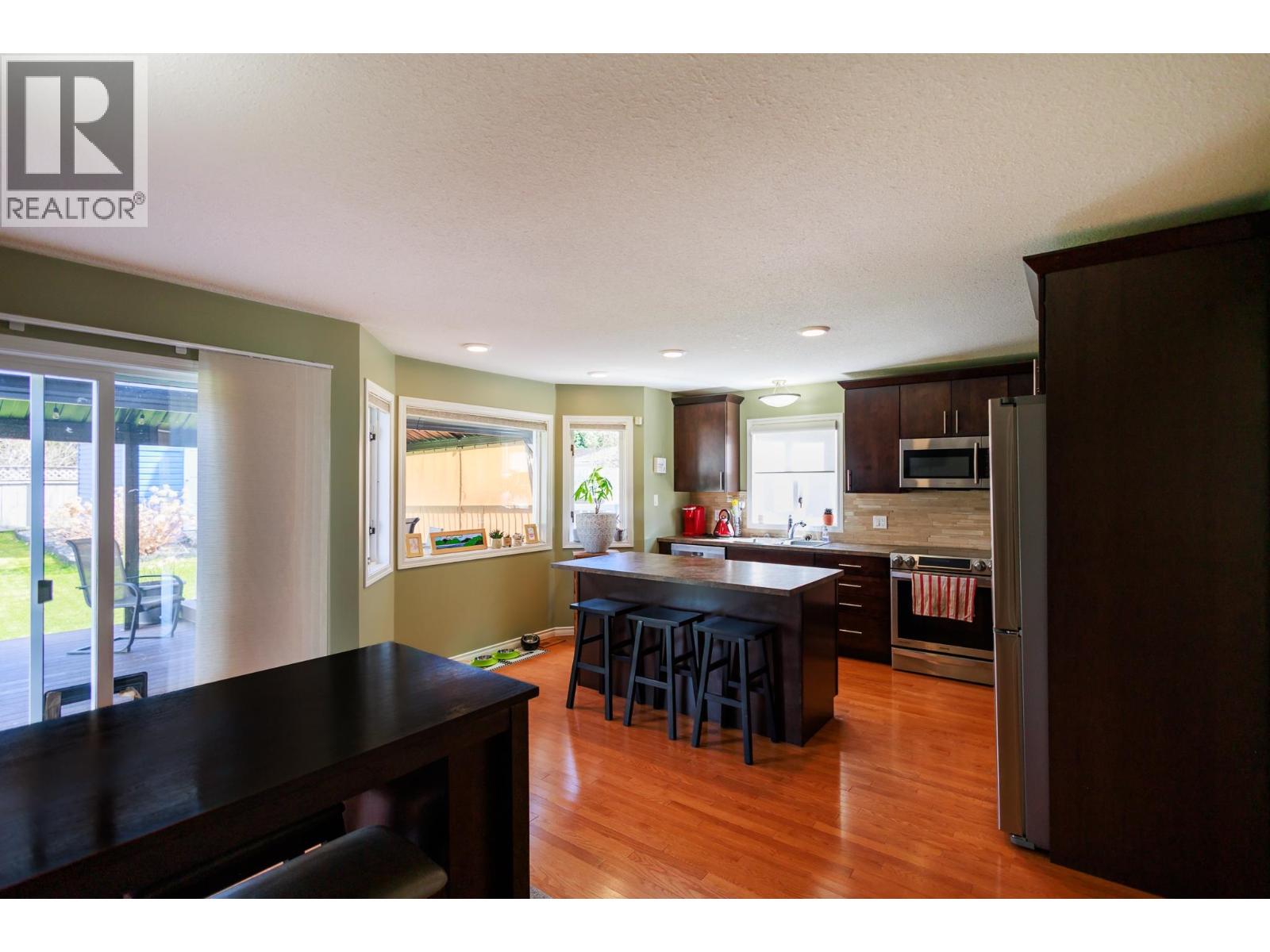 3808 DEJONG CRESCENT - 13