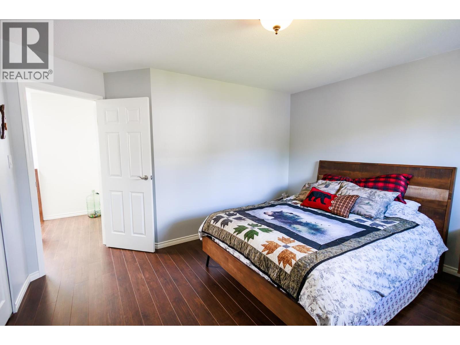 3808 DEJONG CRESCENT - 18