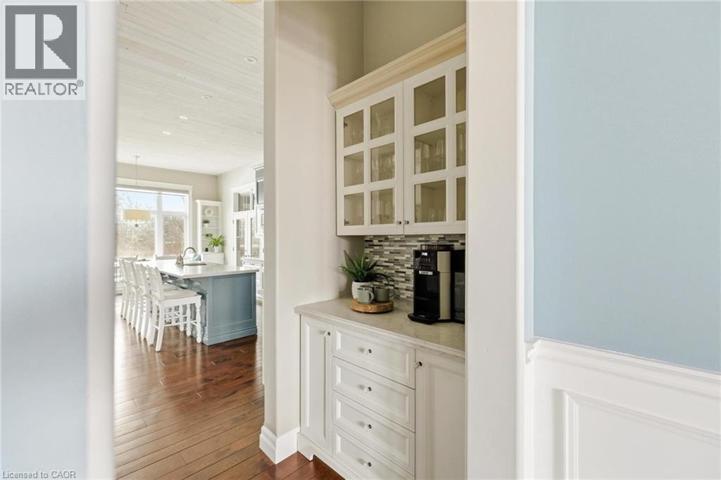 46 WOODSIDE Drive - 18