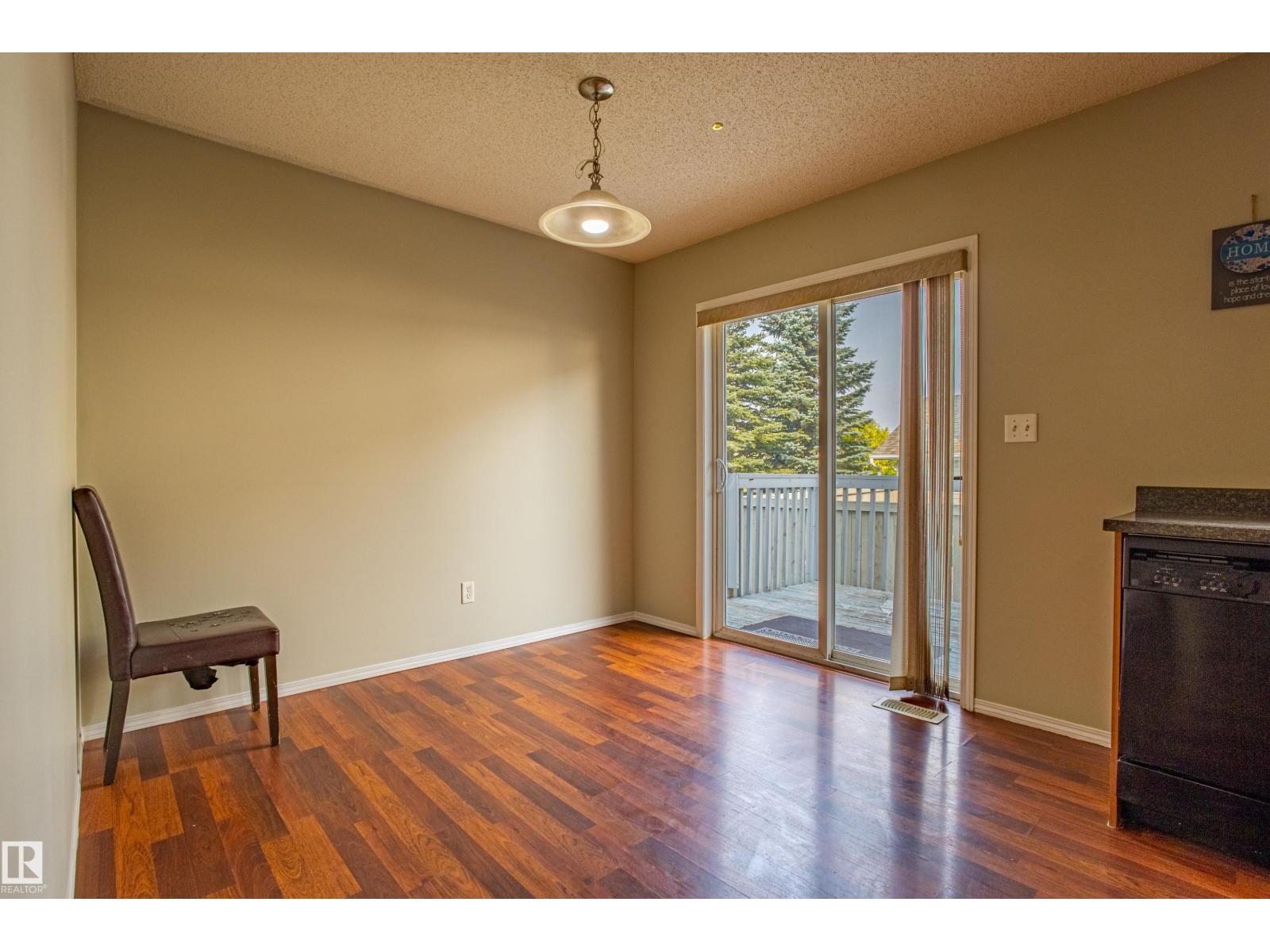 #51, 2503 24 ST NW, Edmonton