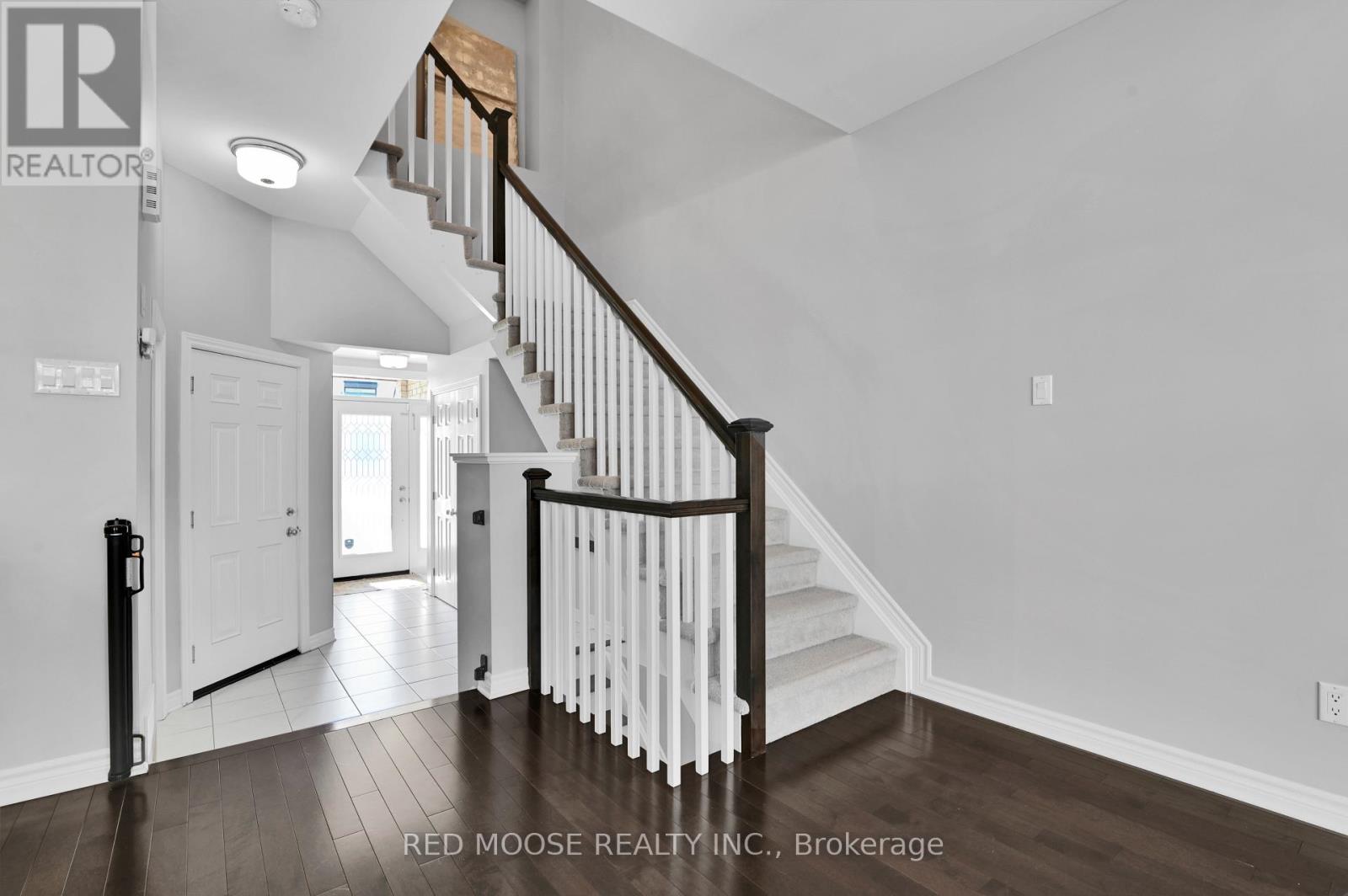 730 SORA WAY — photo 19