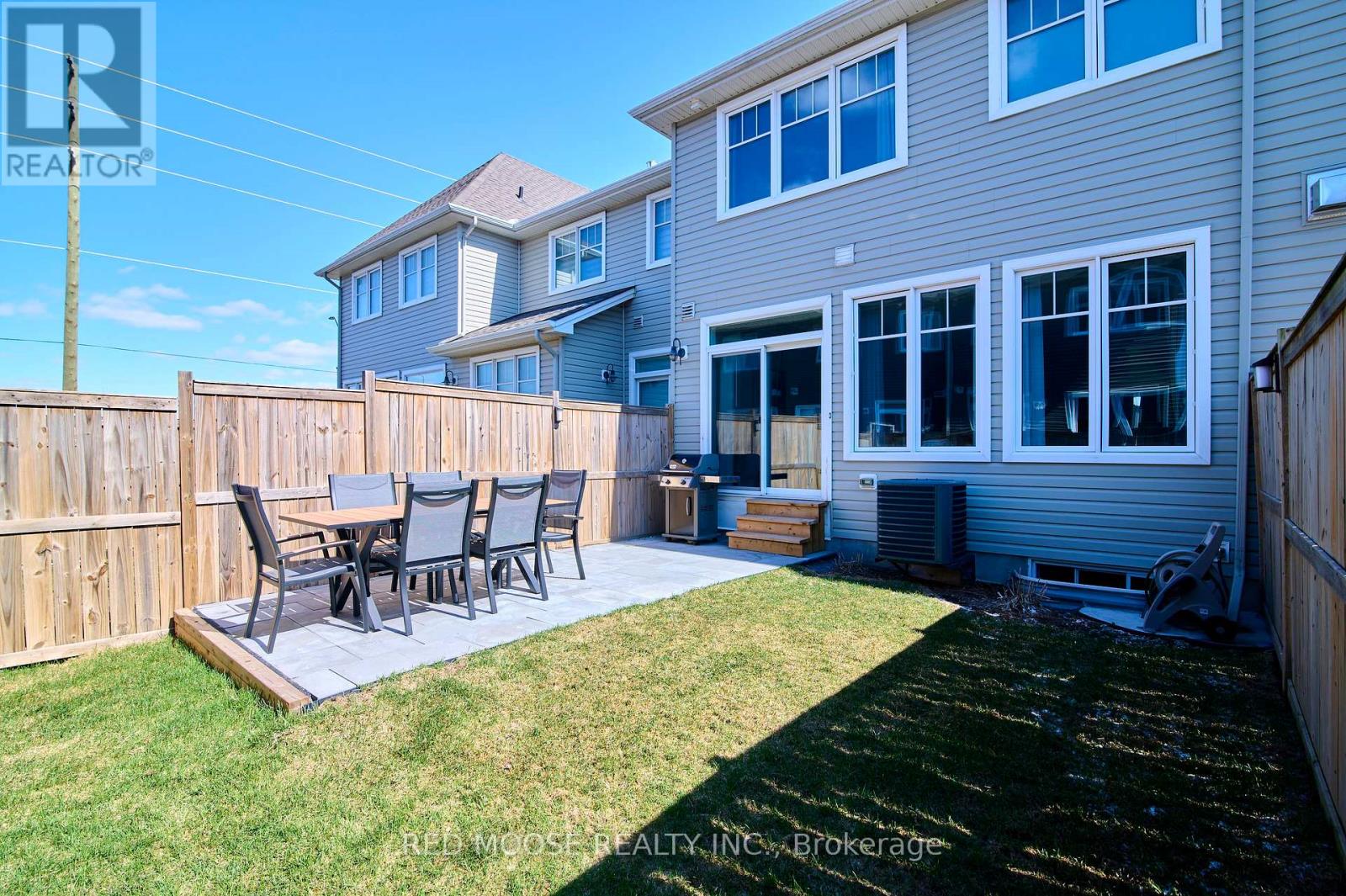 730 SORA WAY — photo 34
