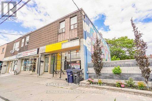 Listing photo of 477 OAKWOOD AVENUE