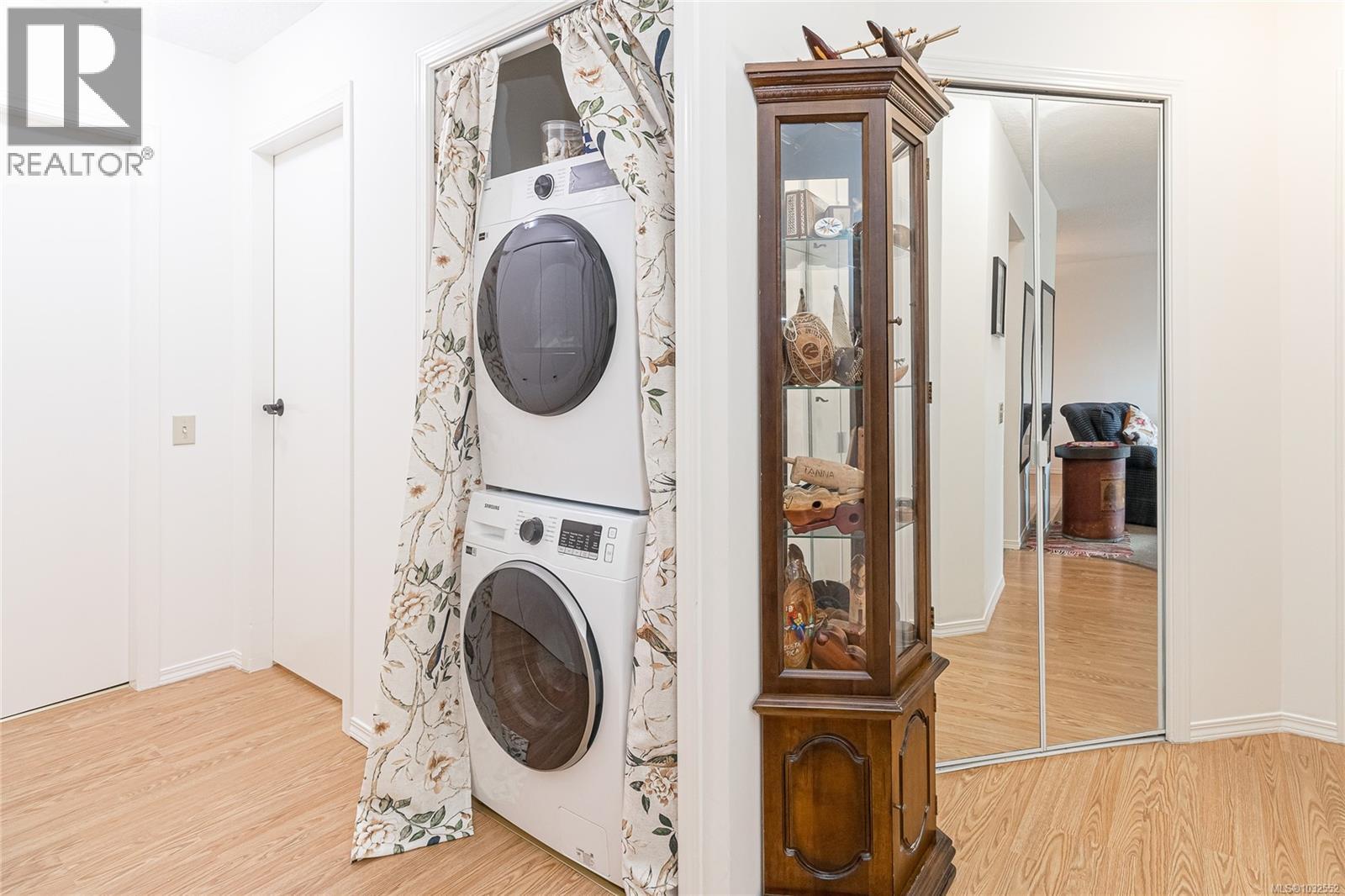 #204 2490 Bevan Ave - 19