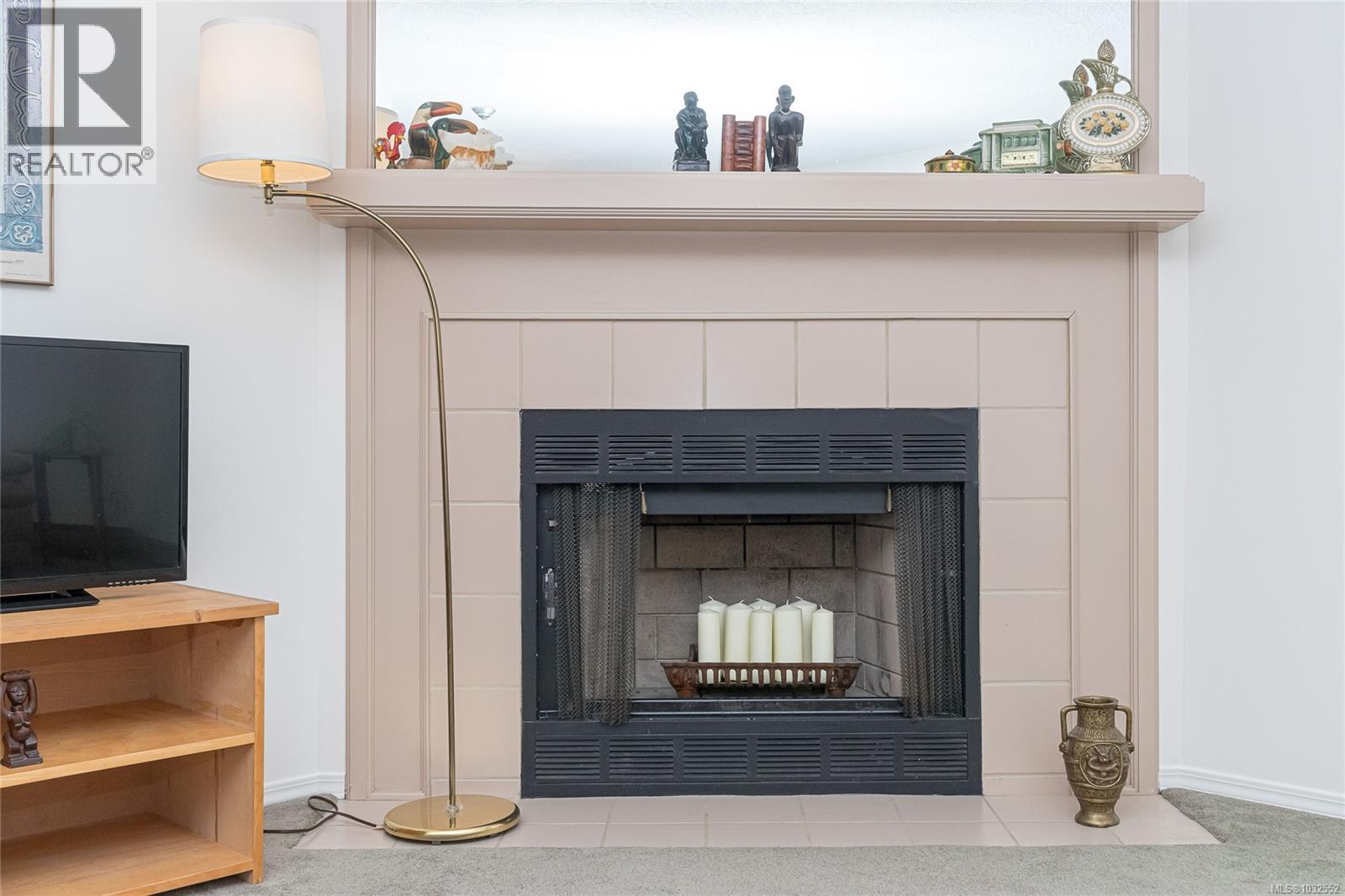 #204 2490 Bevan Ave - 5