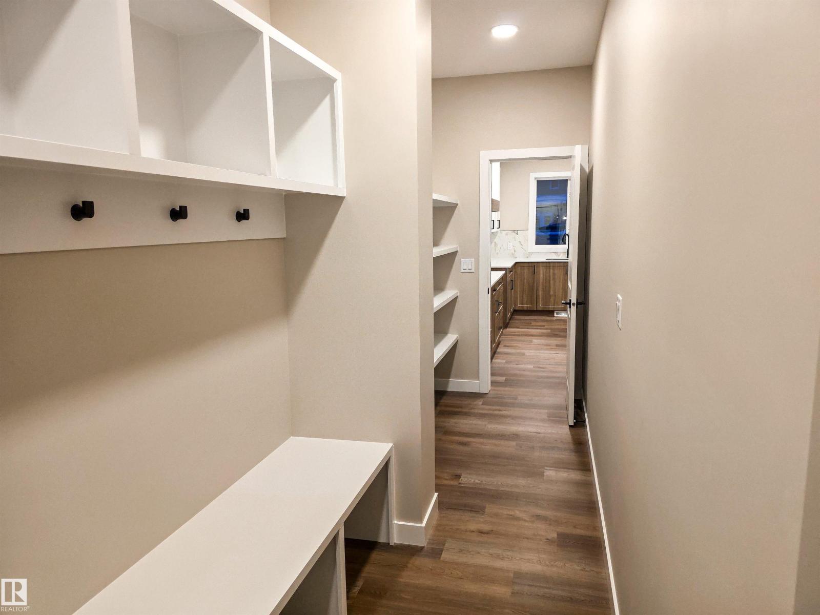 227 RAVINE DR, Devon