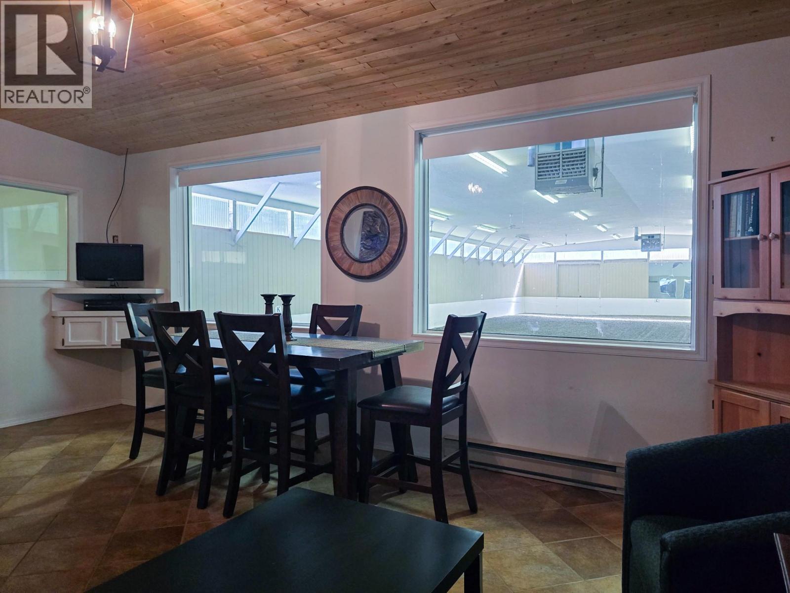 4452 Sleepy Hollow Road - 37