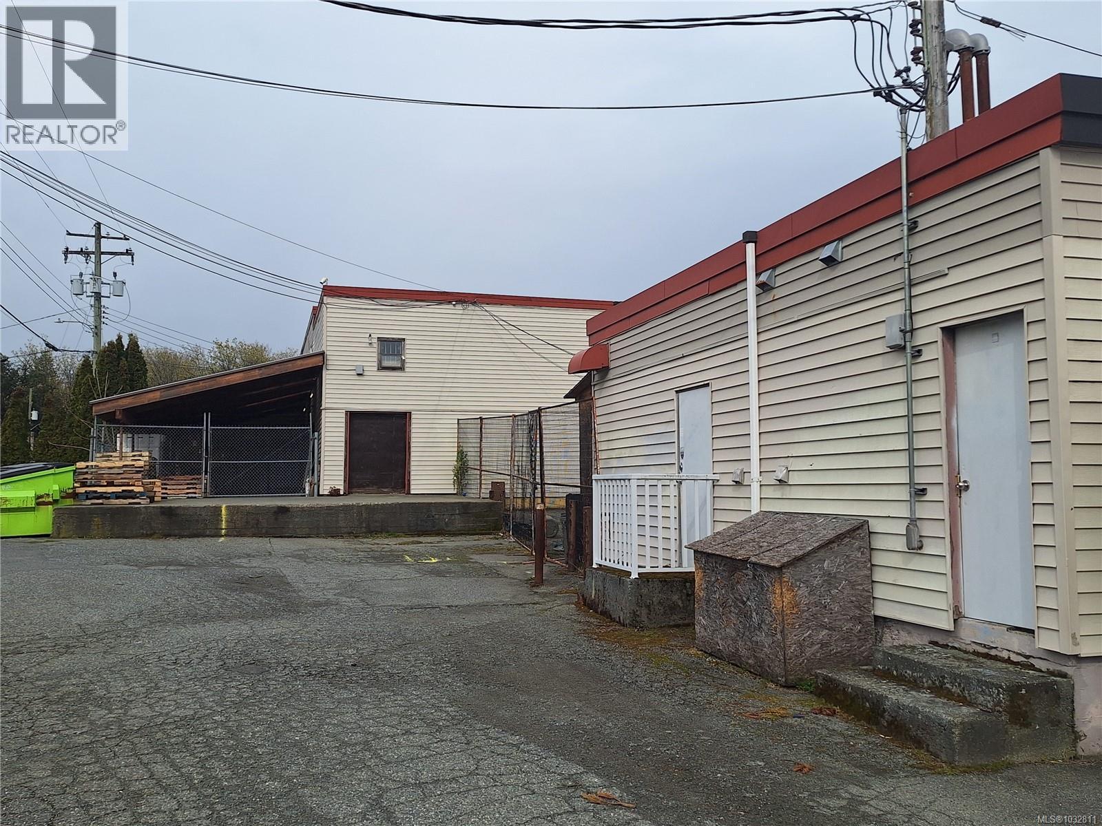 615 Townsite Rd, Nanaimo