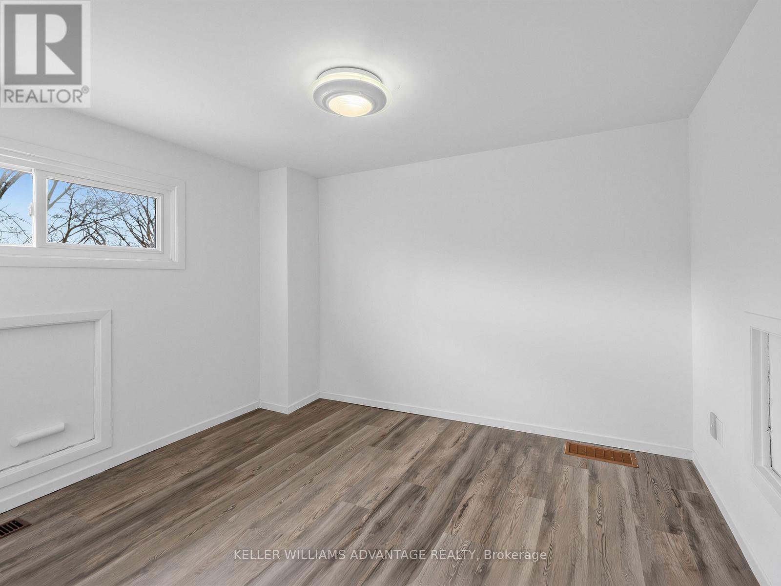 #159 275 BROADVIEW AVENUE - 18