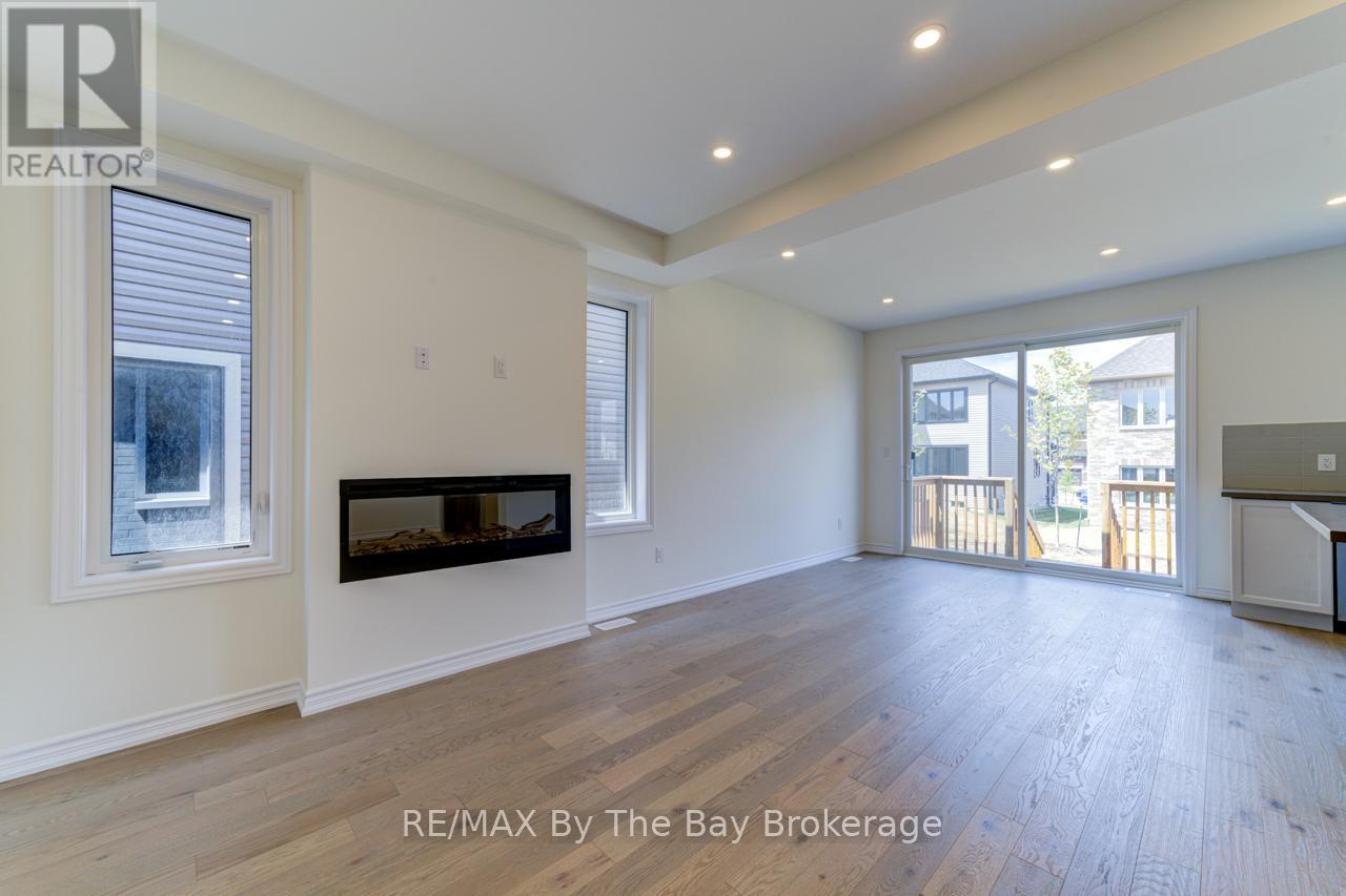 15 SUN VALLEY AVENUE - 4