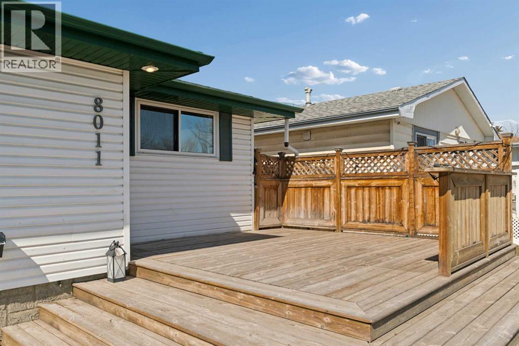 Single Family House Bungalow for Sale in  Huntington Street NE Huntington Hills Calgary 