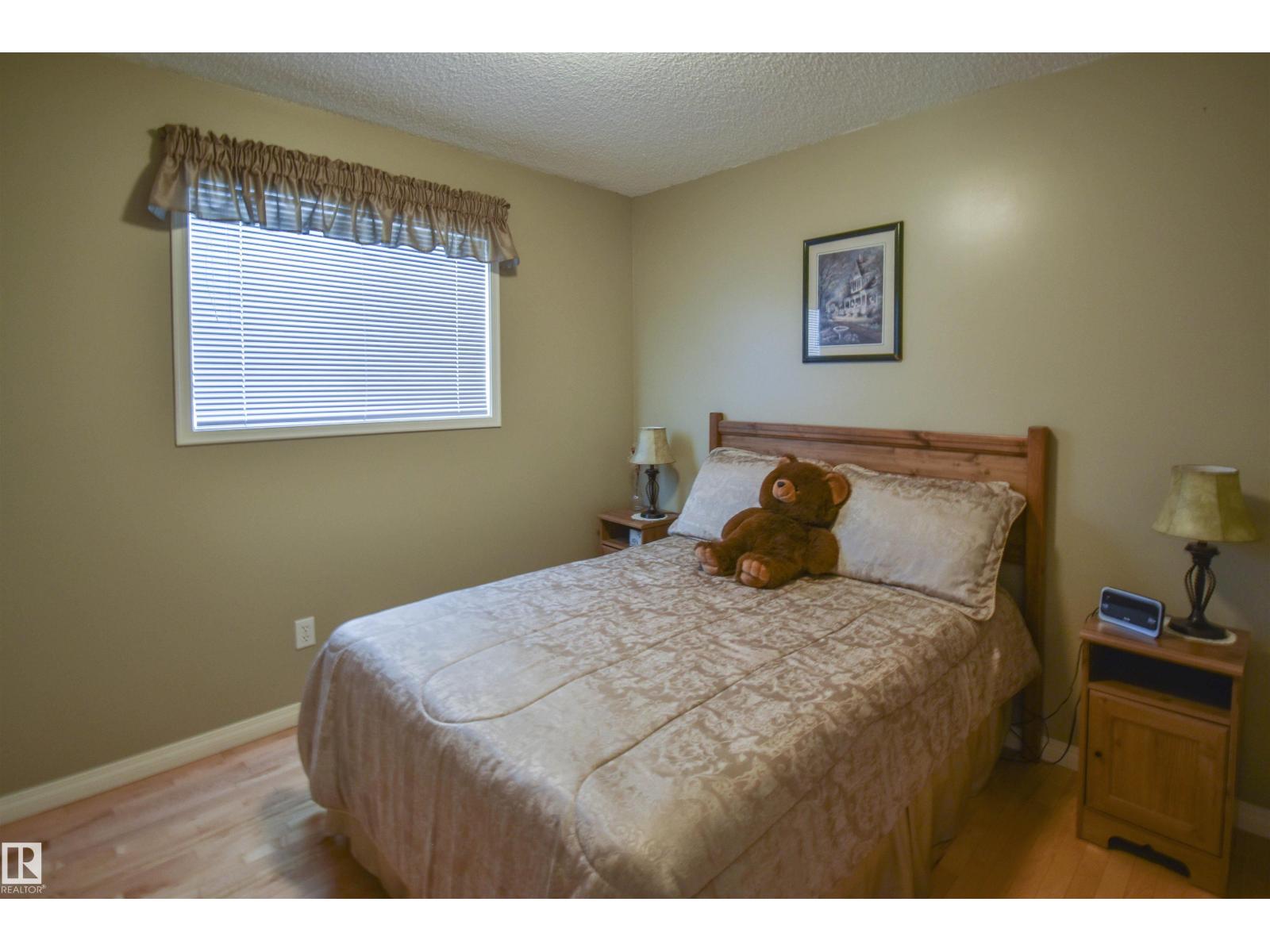 1 Heritage PT, Stony Plain