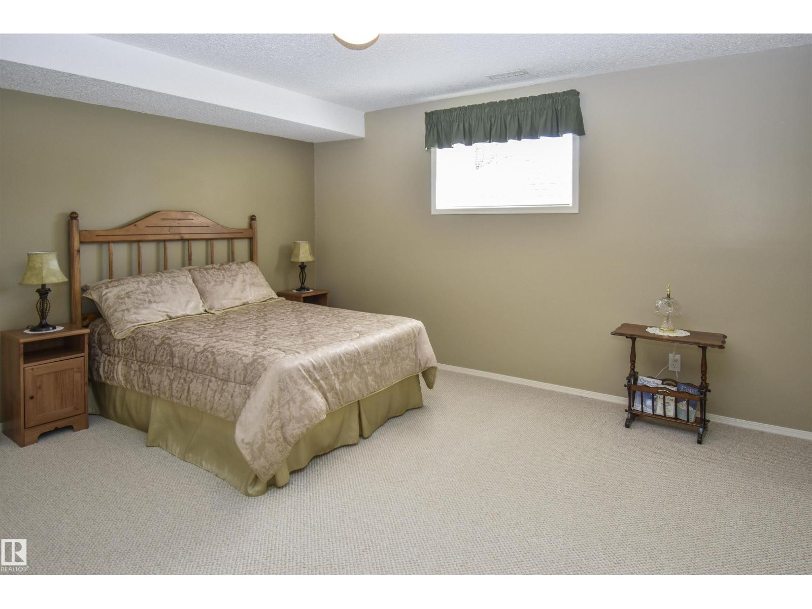 1 Heritage PT, Stony Plain