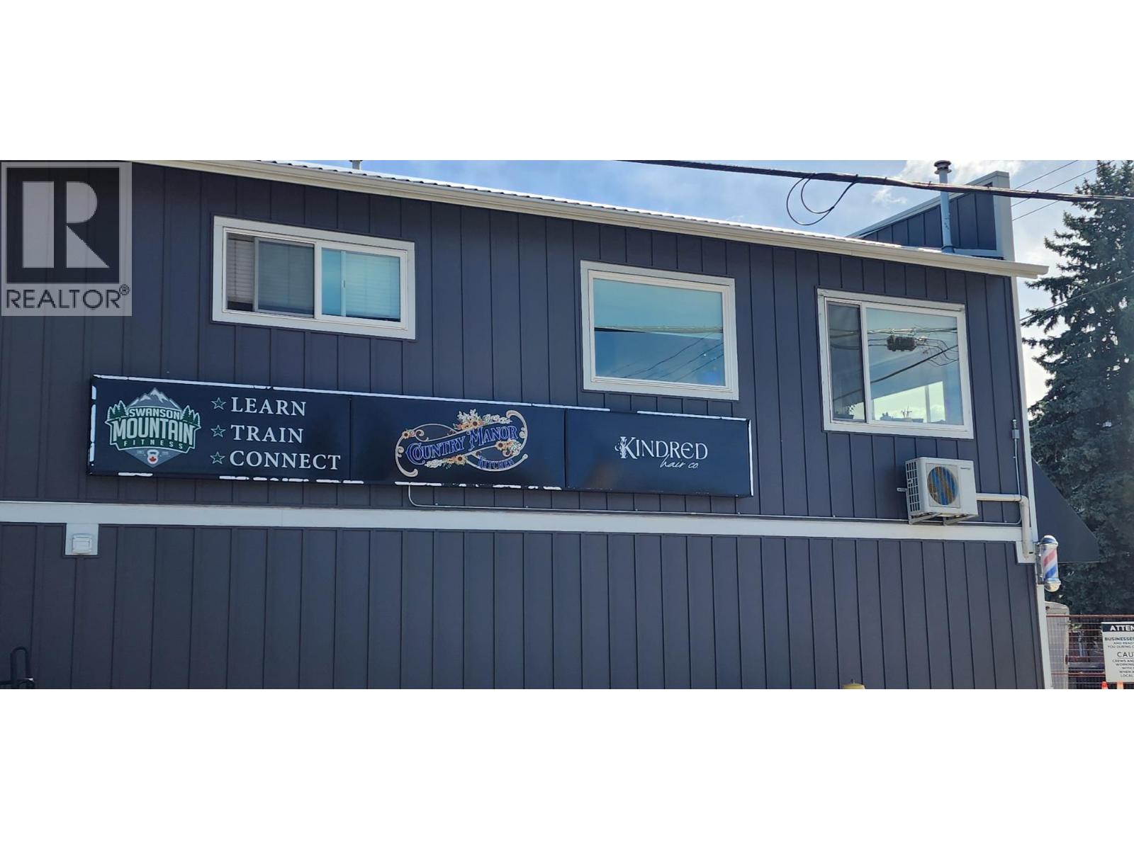 2590 Pleasant Valley Boulevard Unit# B, Armstrong