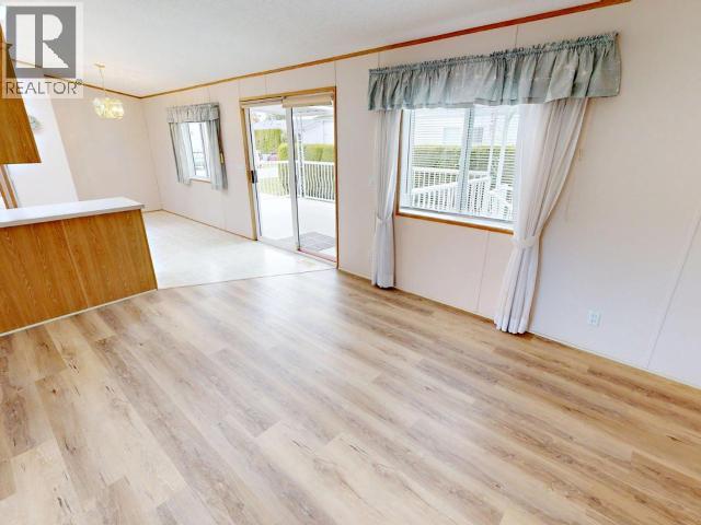 204-7575 DUNCAN STREET - 7