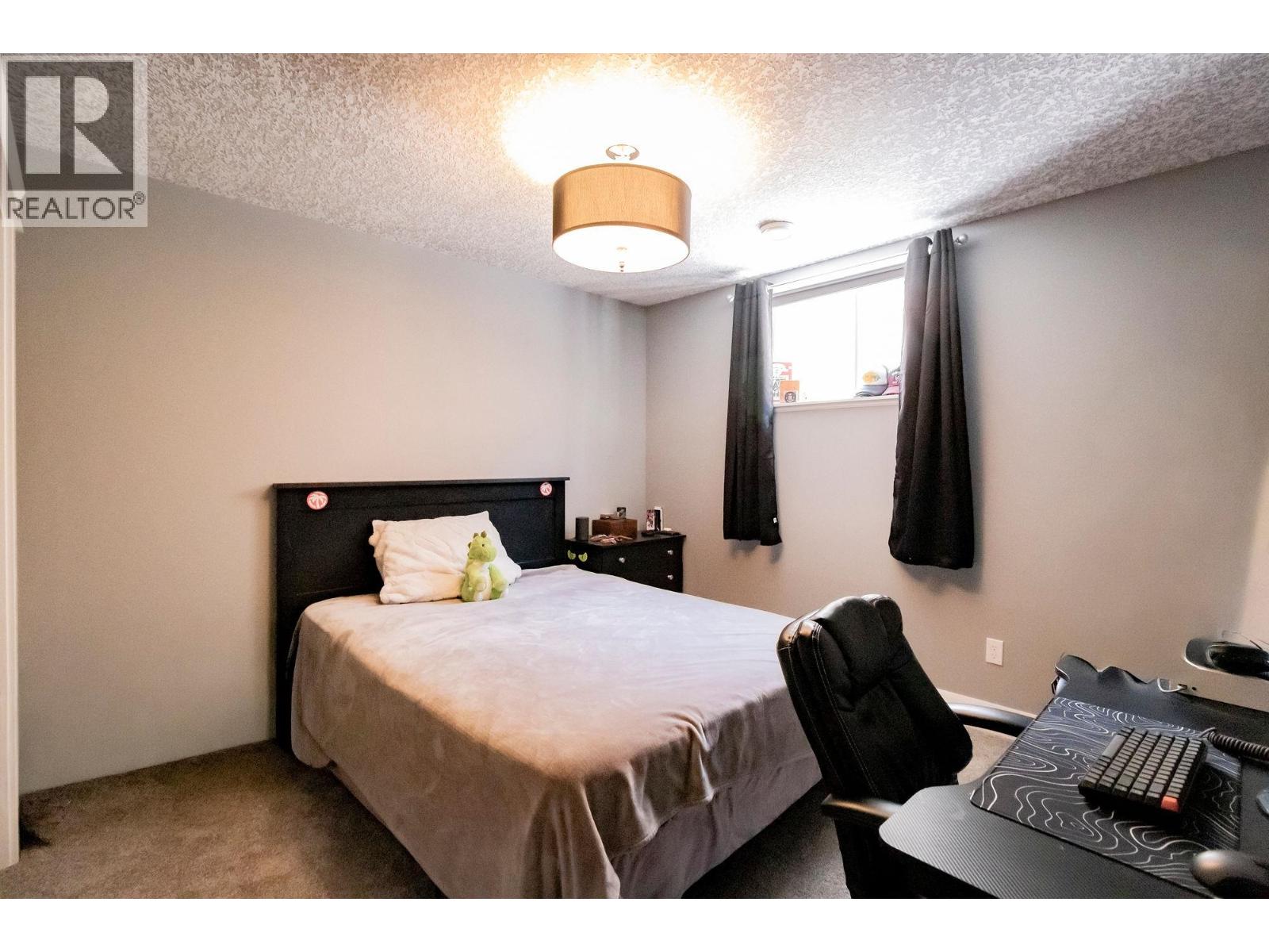 8711 112 AVENUE - 37