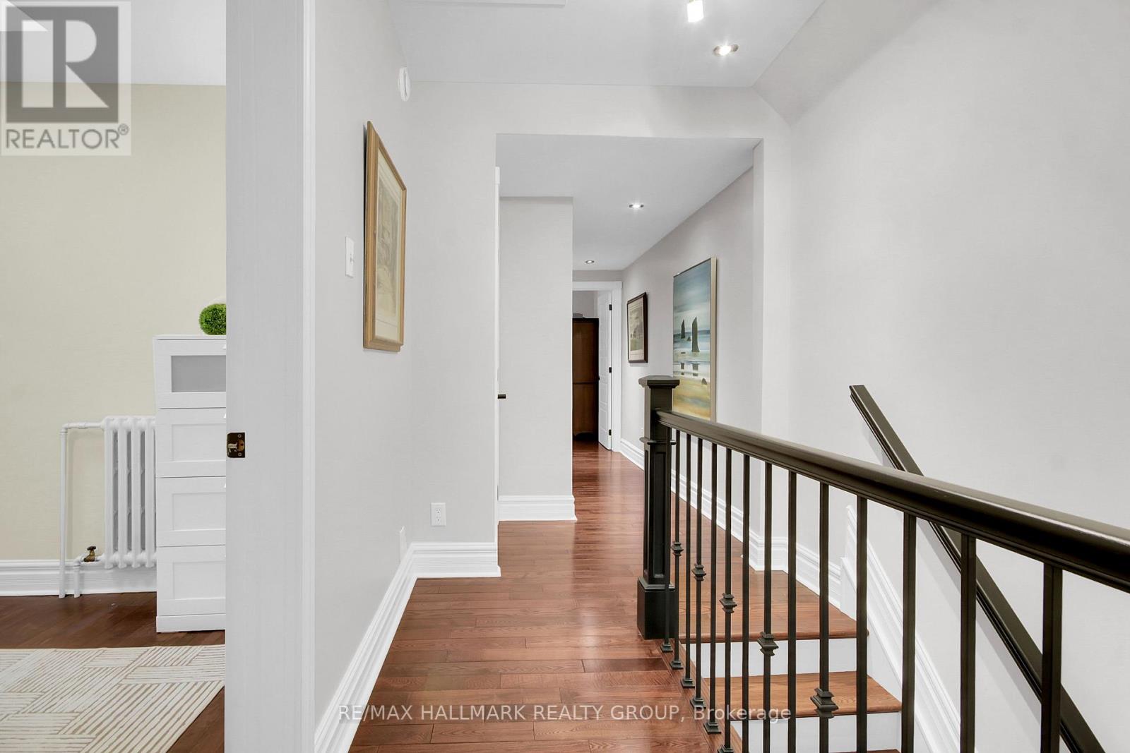 24 MORRIS STREET - 12