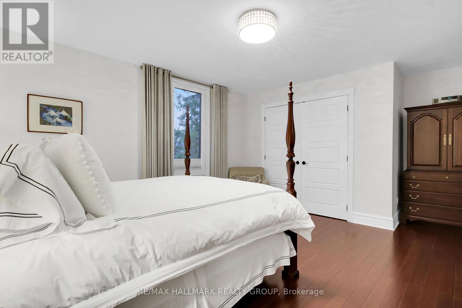 24 MORRIS STREET - 15