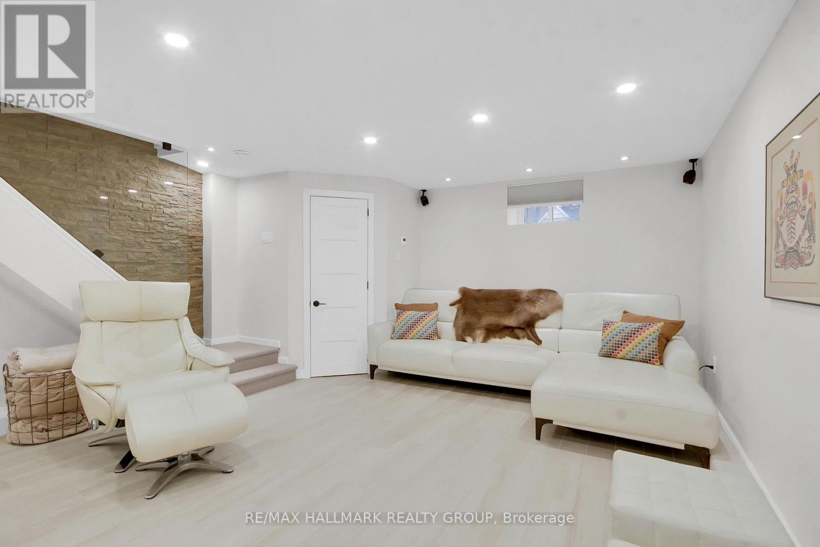 24 MORRIS STREET - 22