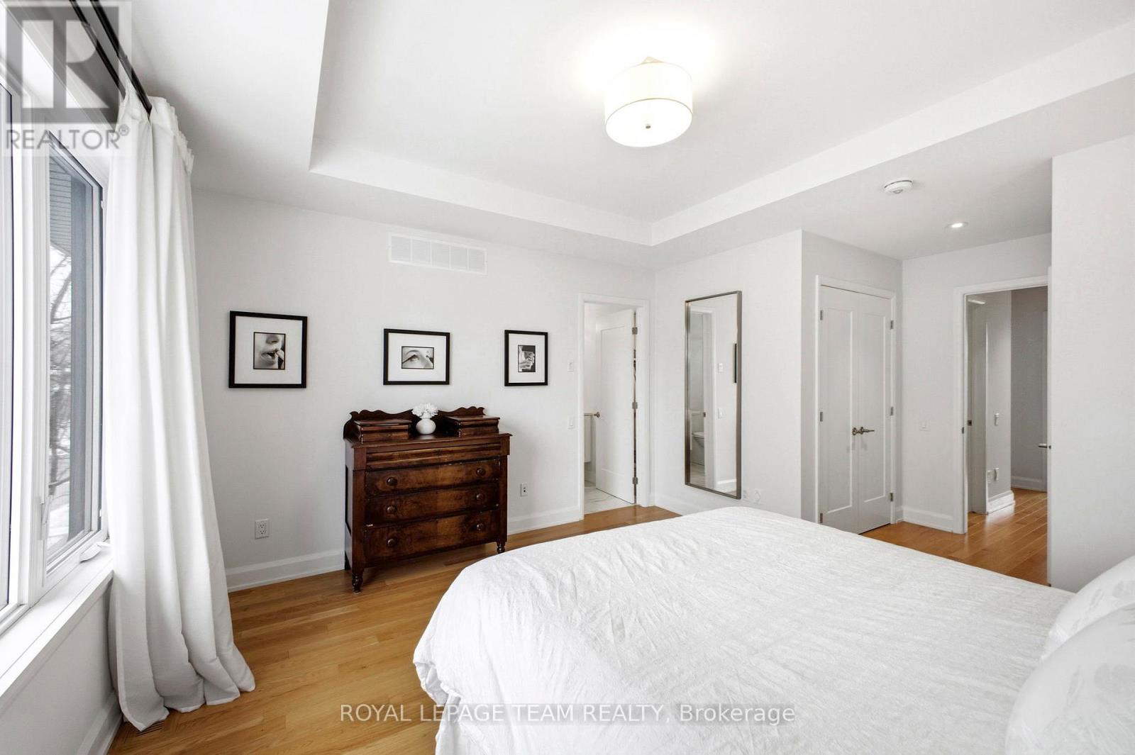 526 EDISON AVENUE - 19