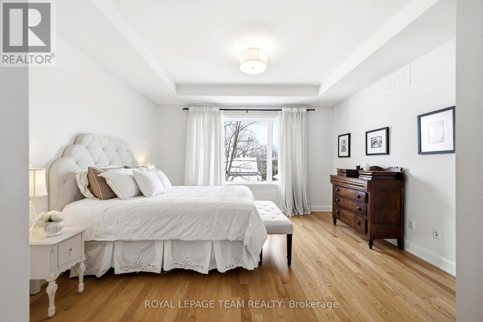 526 EDISON AVENUE - 20