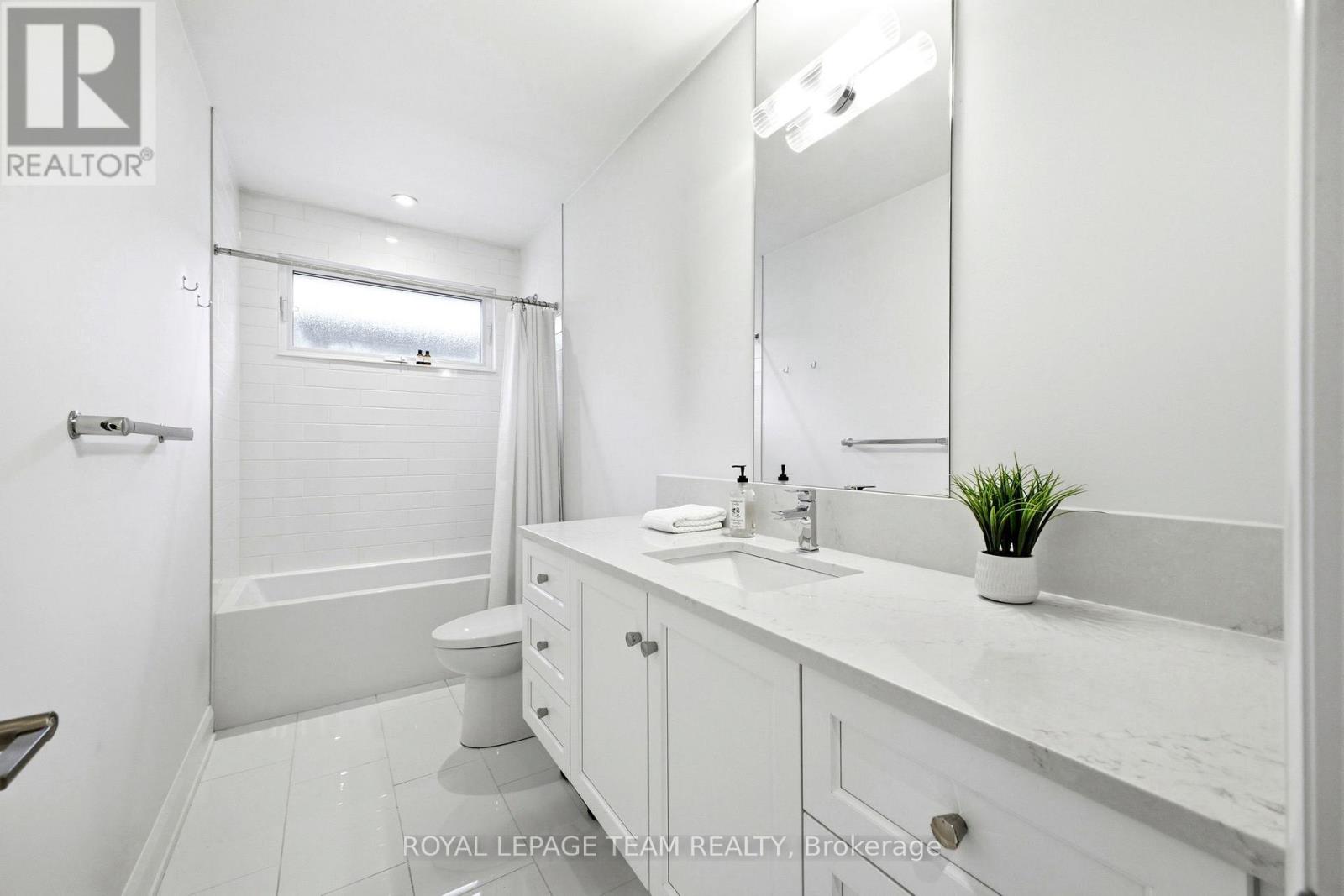 526 EDISON AVENUE - 26