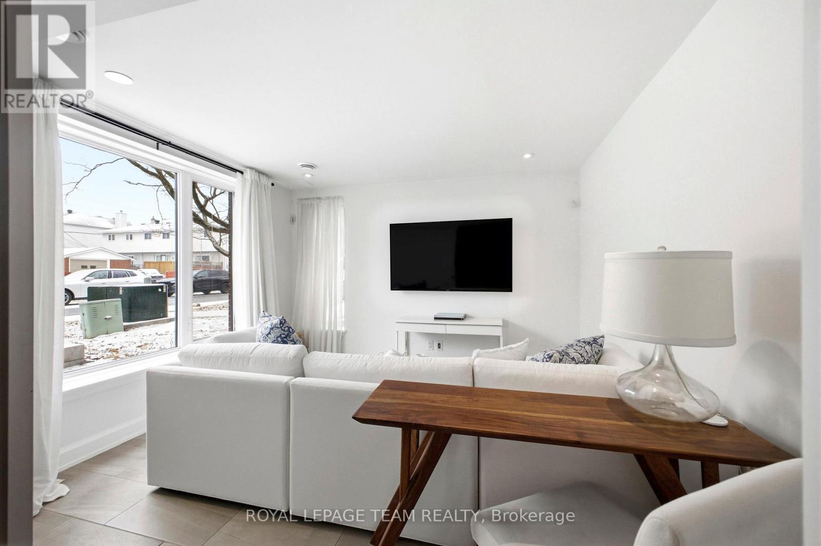 526 EDISON AVENUE - 30