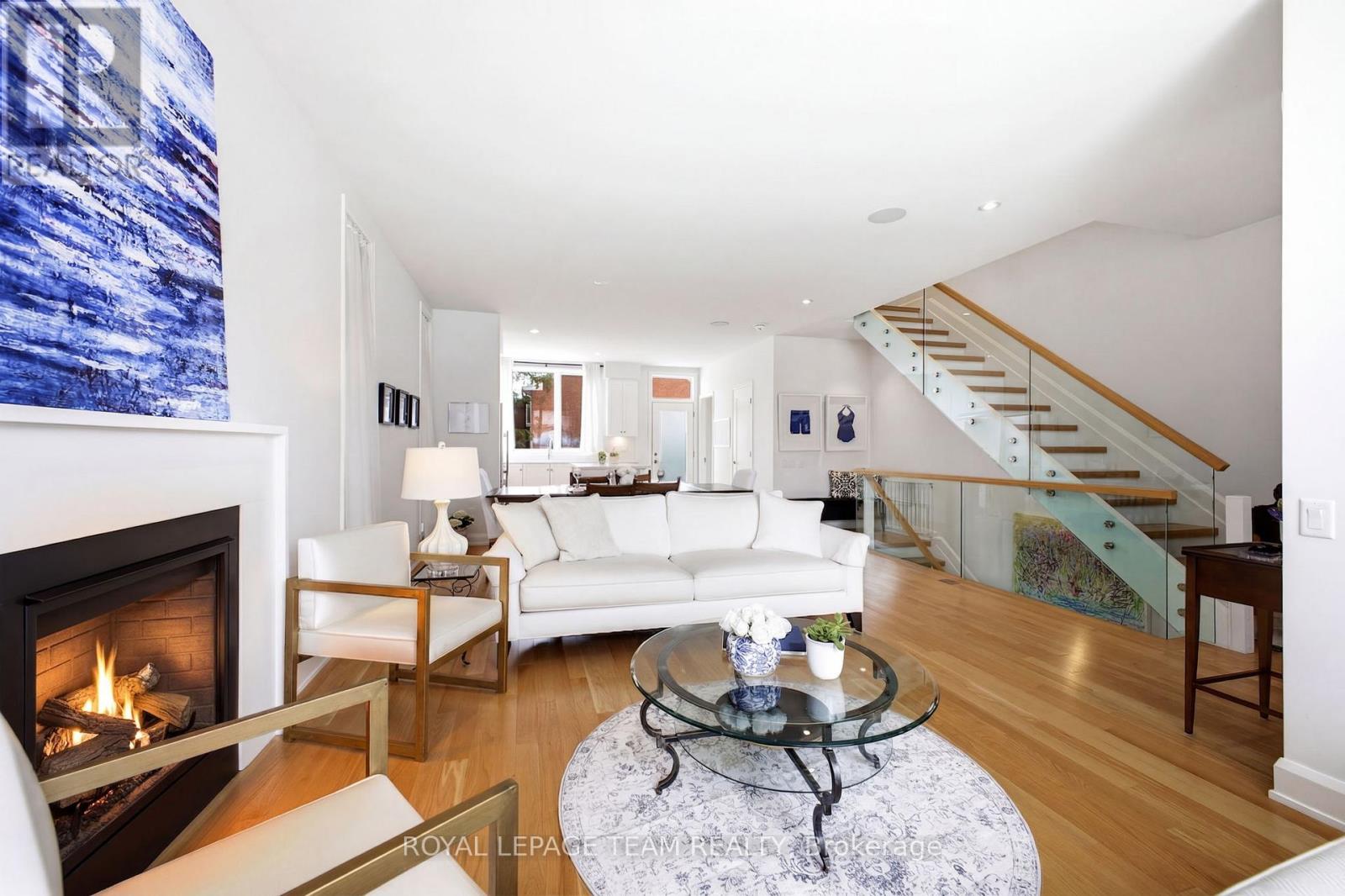 526 EDISON AVENUE - 6
