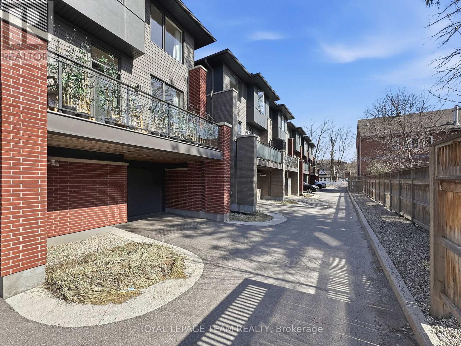 526 EDISON AVENUE - 40