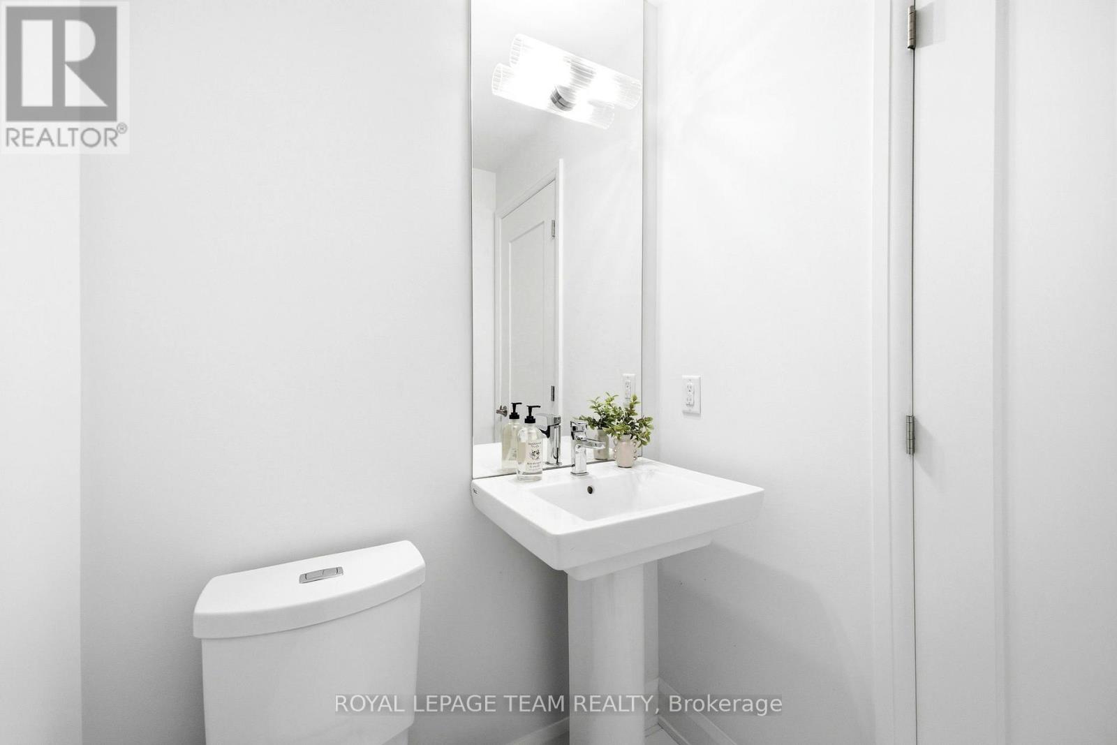 526 EDISON AVENUE - 32