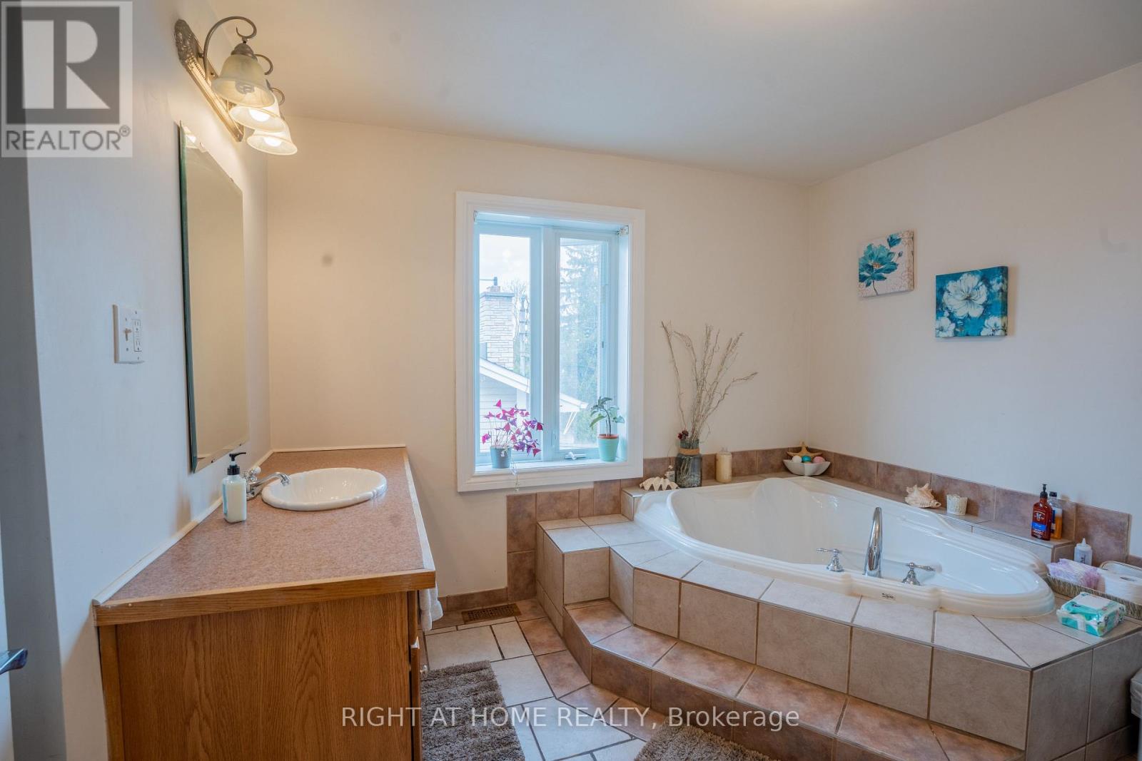 5 piece bathroom