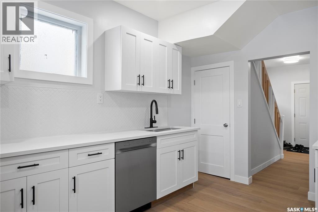 2111 OSLER STREET - 8